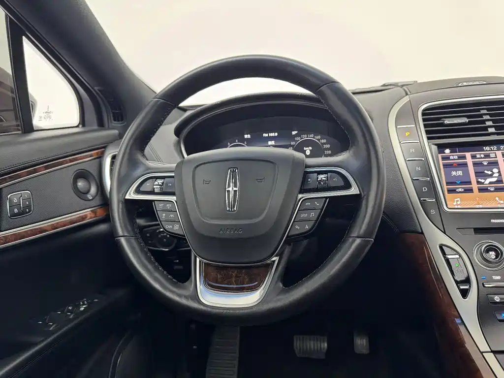 Lincoln Nautilus (Import) — миниатюра 17