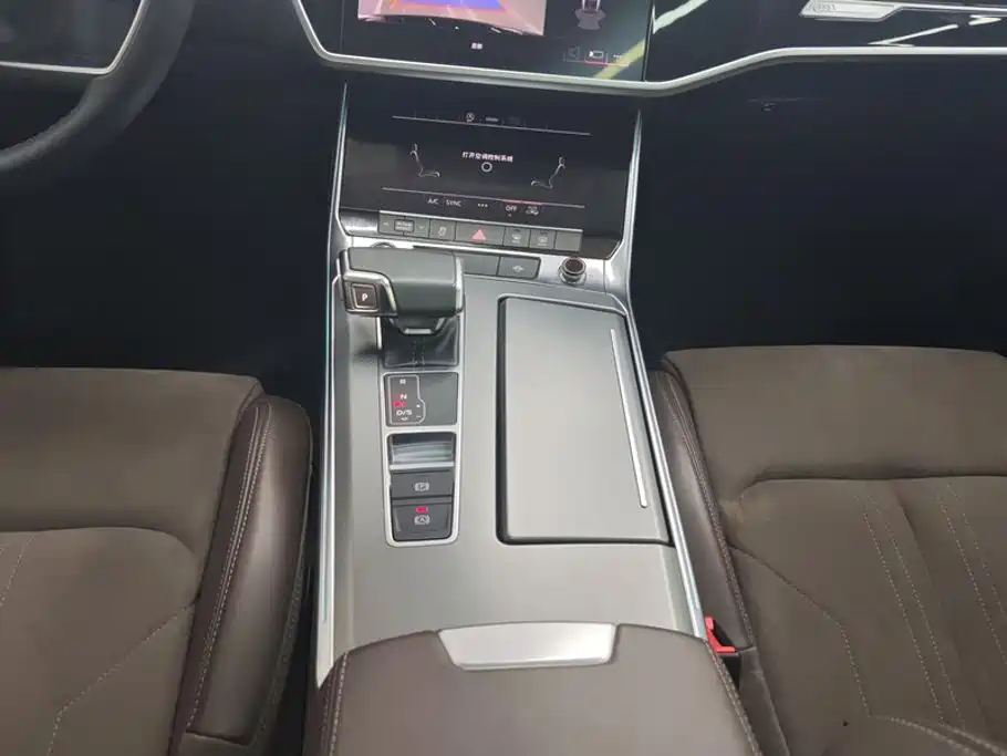 Audi A7L — миниатюра 16