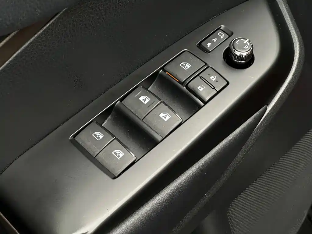 Toyota Highlander — миниатюра 12