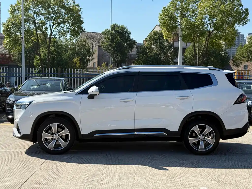 Geely Haoyue L — миниатюра 4