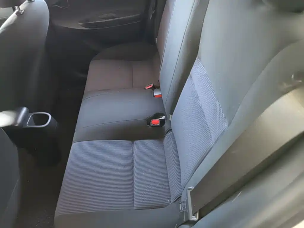 Toyota Yaris L — миниатюра 17