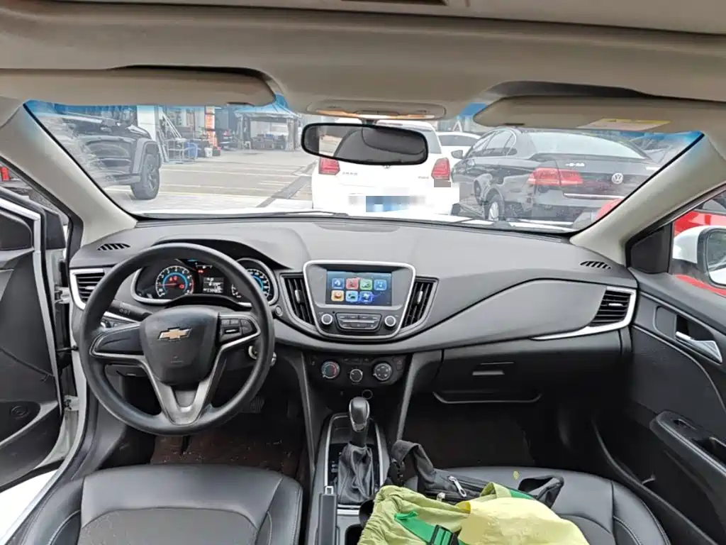 Chevrolet Cavalier — миниатюра 10