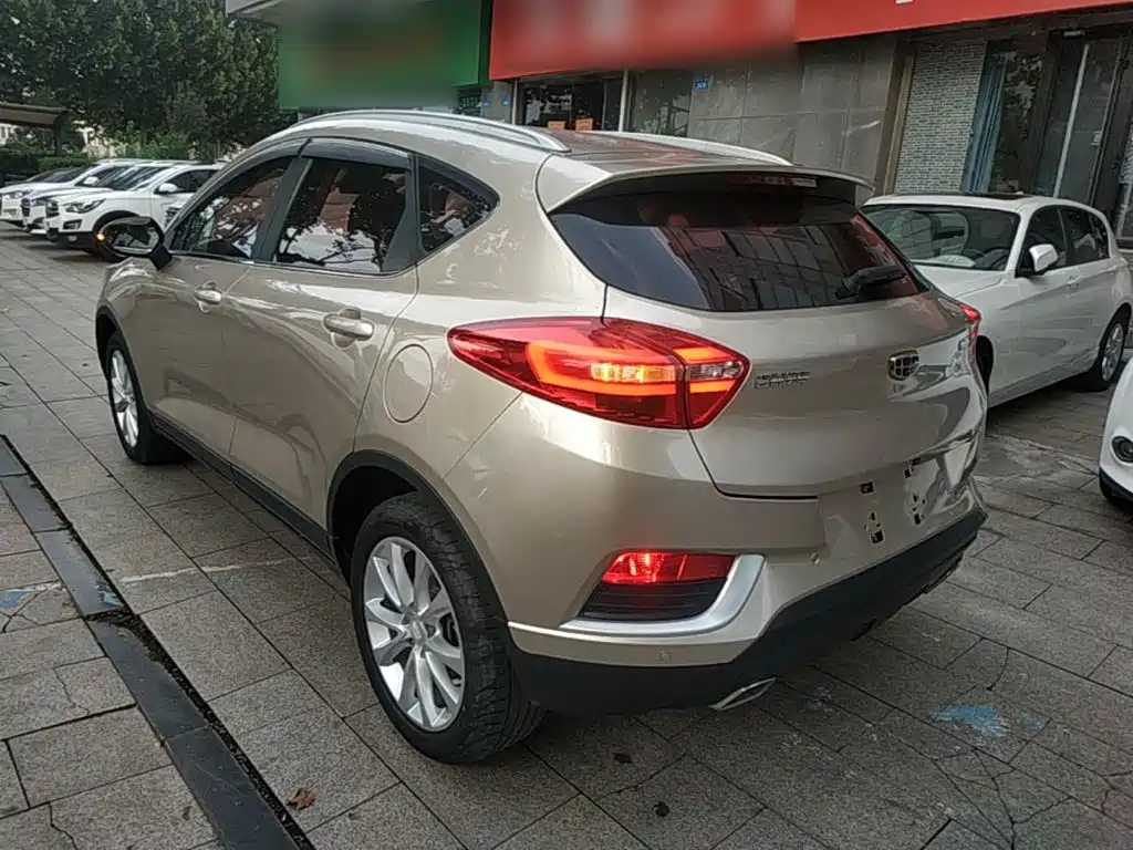 Geely Emgrand GS — миниатюра 5