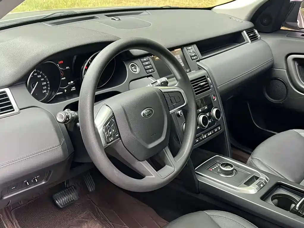 Land Rover Discovery Sport — миниатюра 10