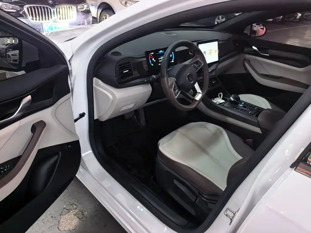 BYD Qin PLUS — миниатюра 16