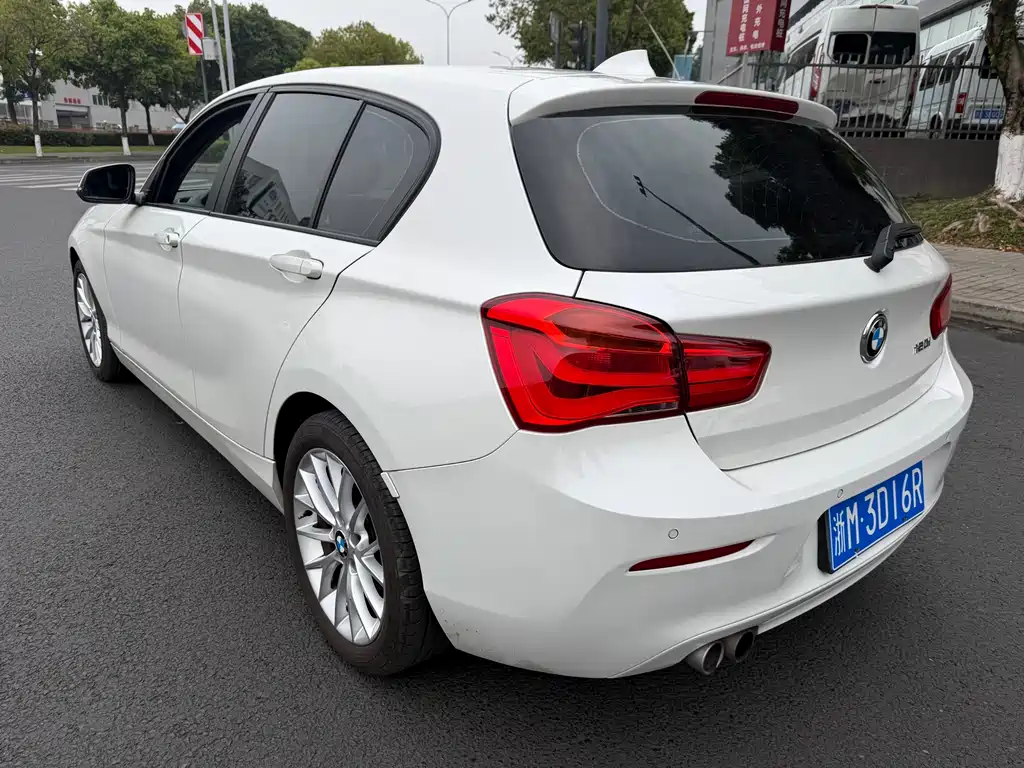 BMW 1 Series 1 2016 120i Lead