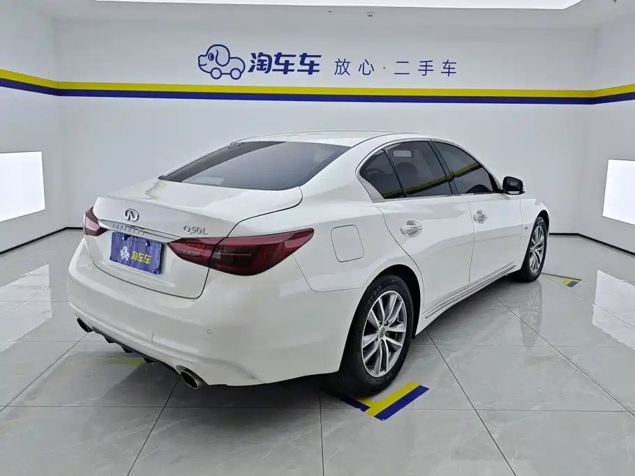 Infiniti Q50L — миниатюра 3