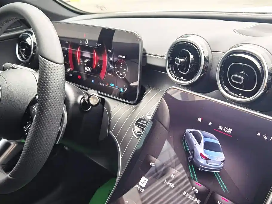 MERCEDES-BENZ C CLASS