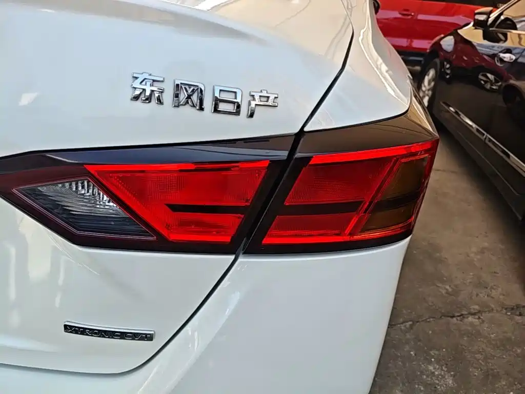 Nissan Teana — миниатюра 8