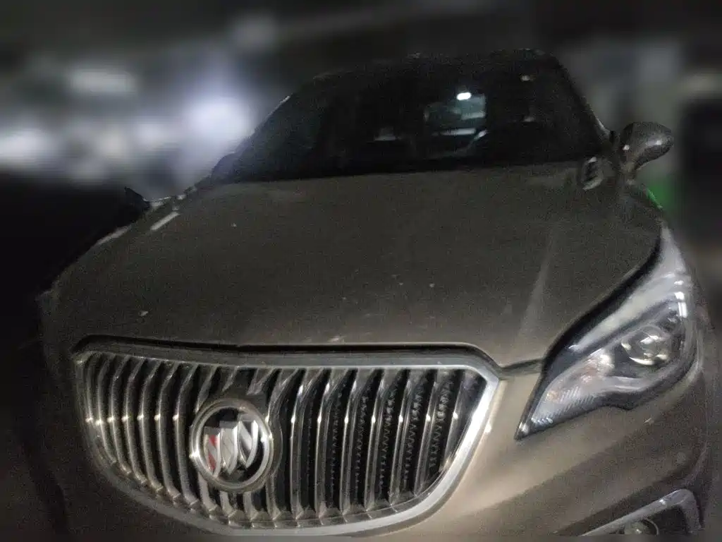 Buick Envision Plus — миниатюра 2