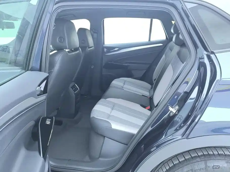 Volkswagen ID.4 Crozz — миниатюра 11