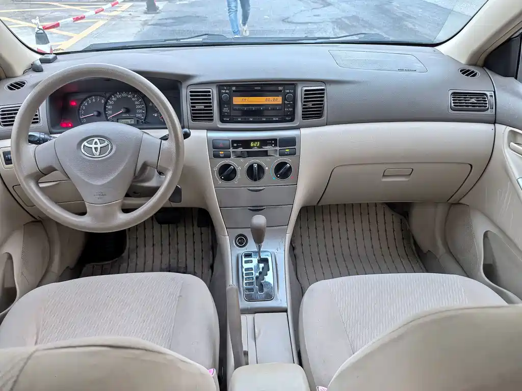 Toyota Corolla — миниатюра 11