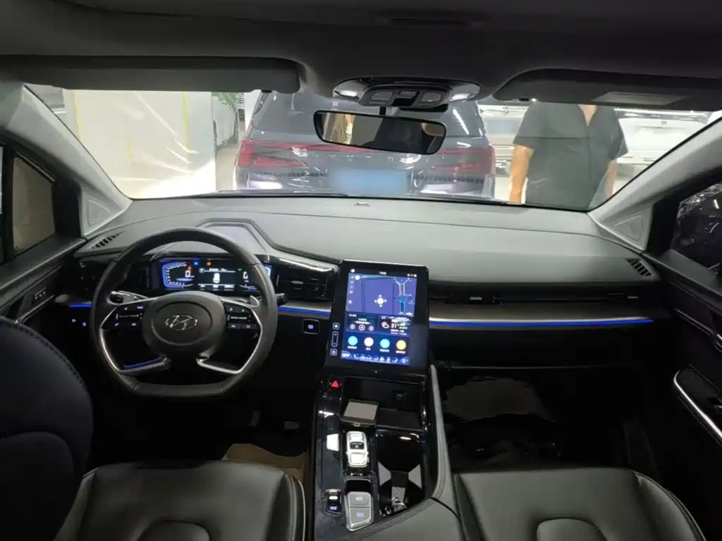 Hyundai Custo — миниатюра 10