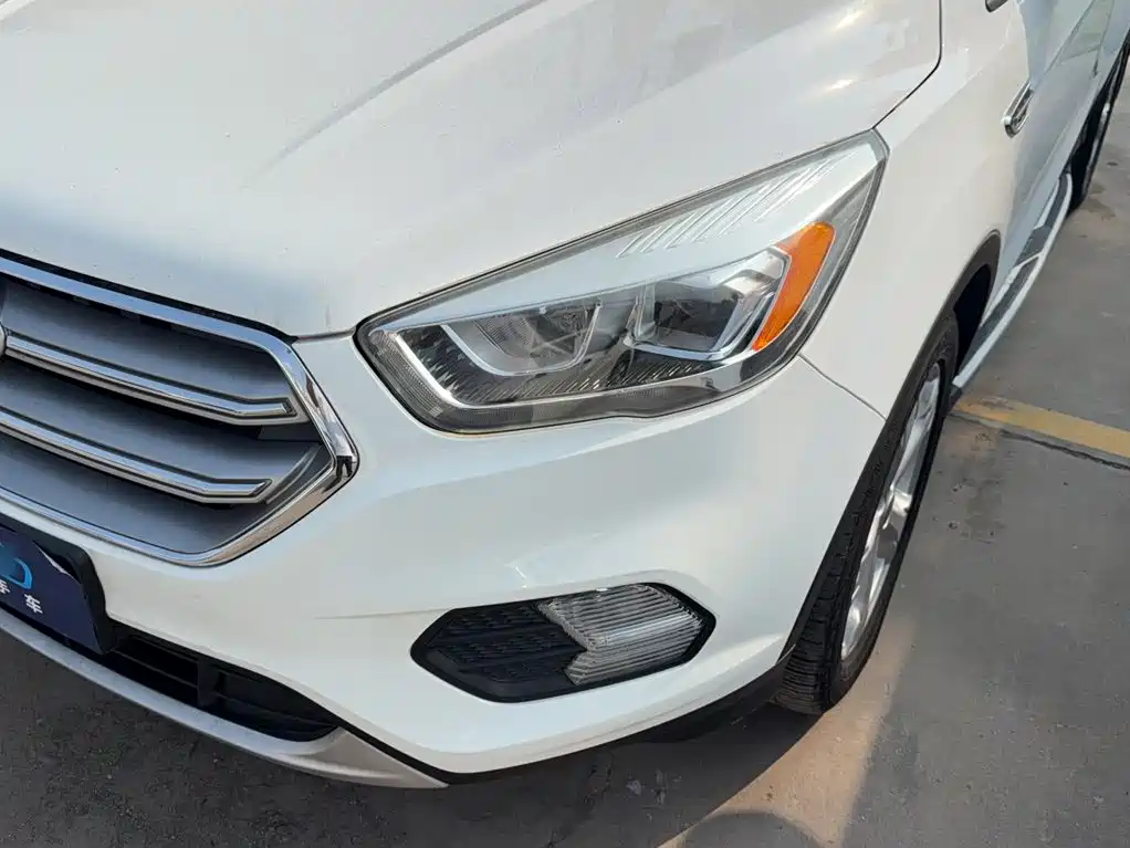 Ford Kuga — миниатюра 3