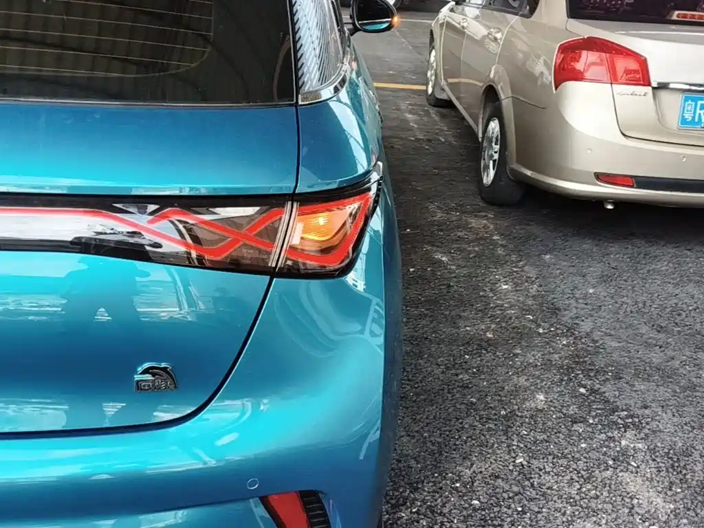 BYD Dolphin — миниатюра 8