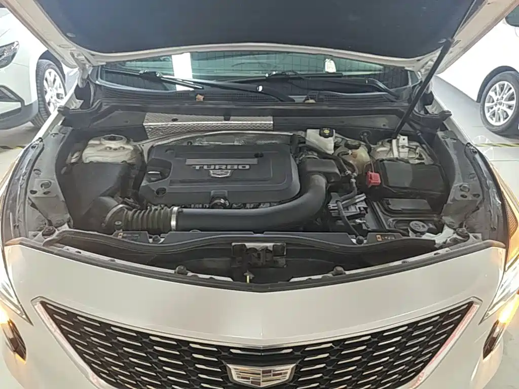 Cadillac XT4 — миниатюра 20