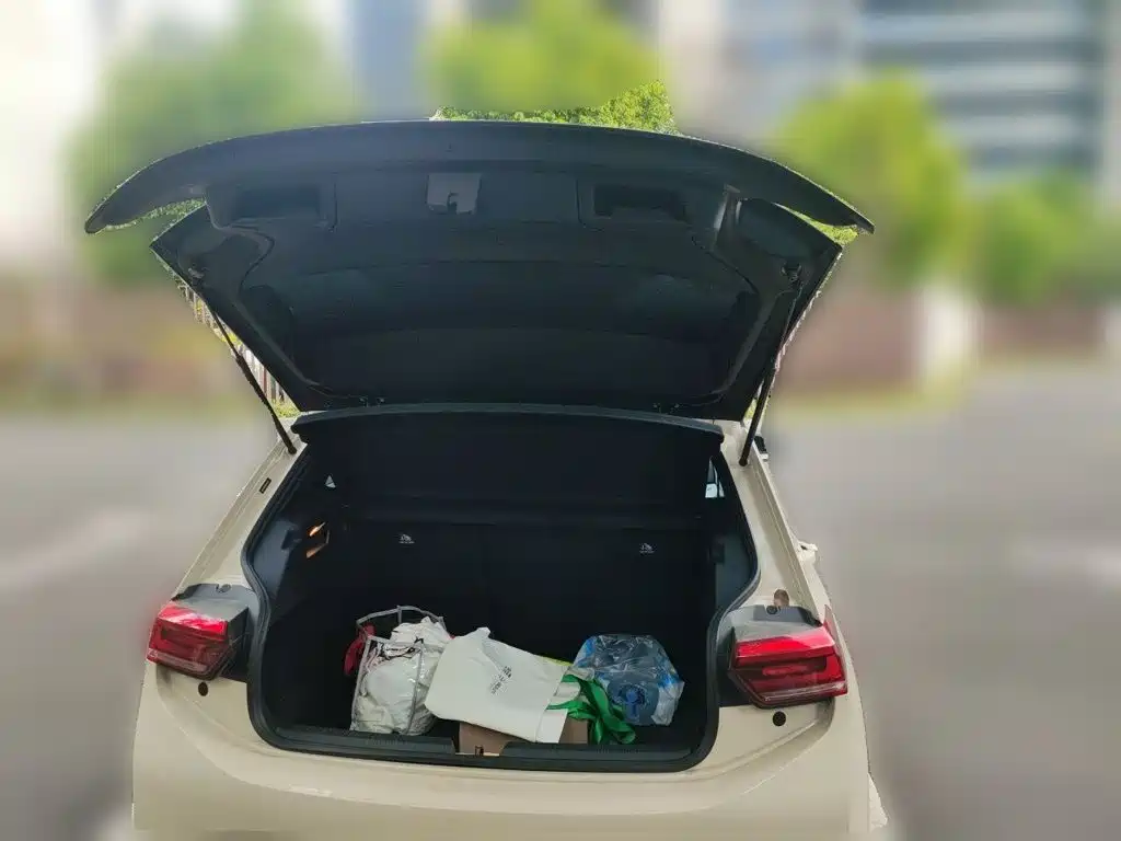 Volkswagen ID.3 — миниатюра 10