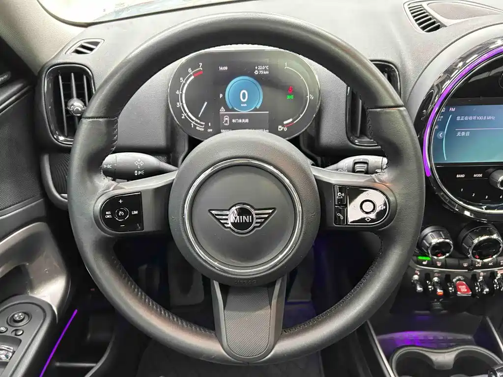 MINI Mini Countryman — миниатюра 8