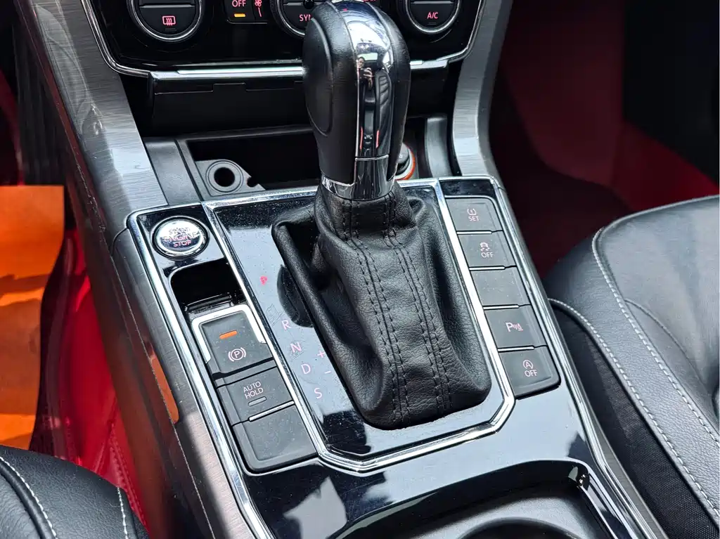 Volkswagen Passat 2017 330TSI DSG