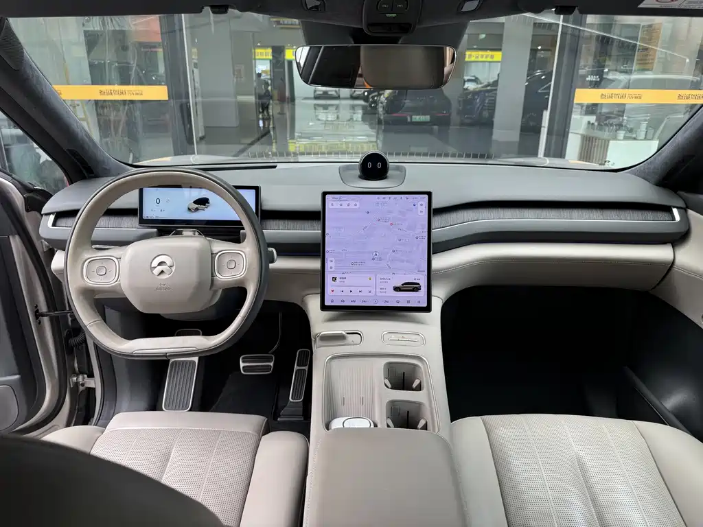 NIO ES8 — миниатюра 10