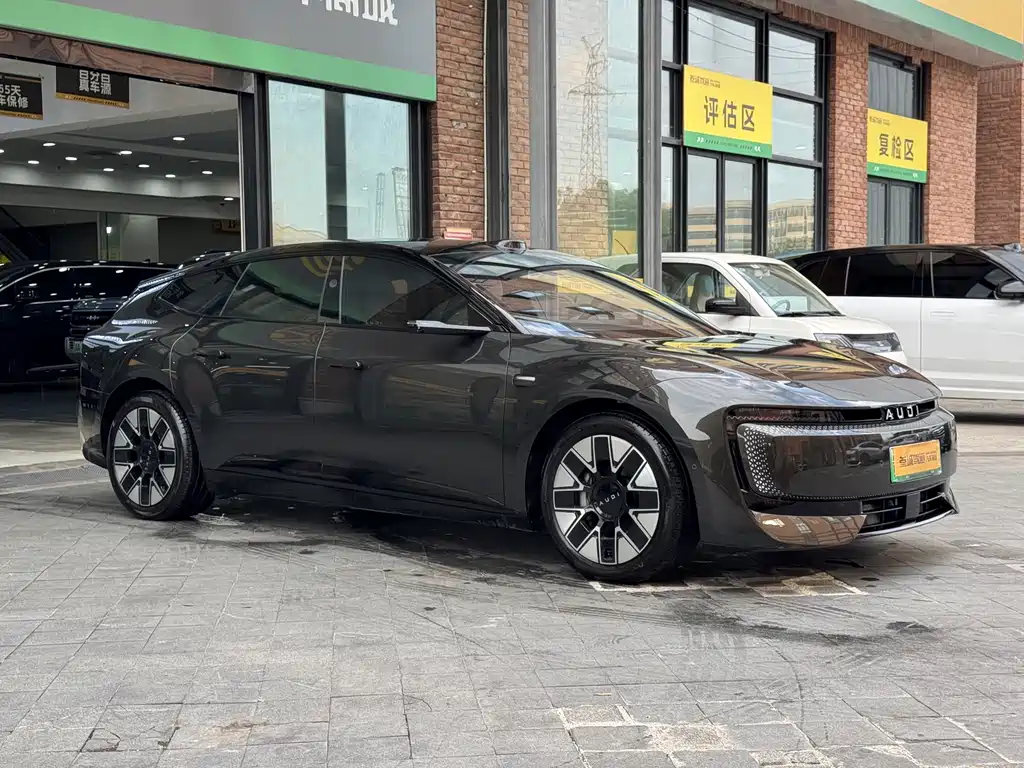 Ауди Ауди. Audi E5 Sportback — миниатюра 3