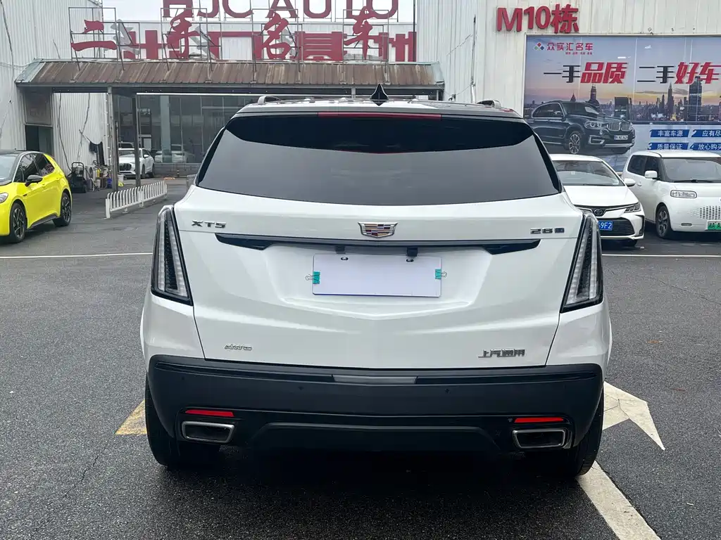 Cadillac XT5 2022 2.0T Luxury