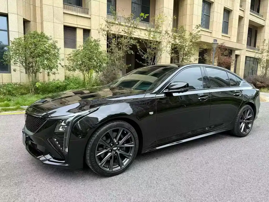 Cadillac CT5 — миниатюра 2