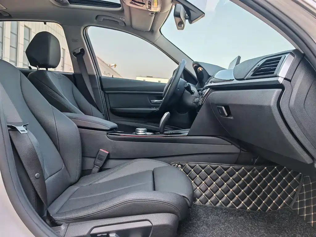 BMW 3 Series — миниатюра 15