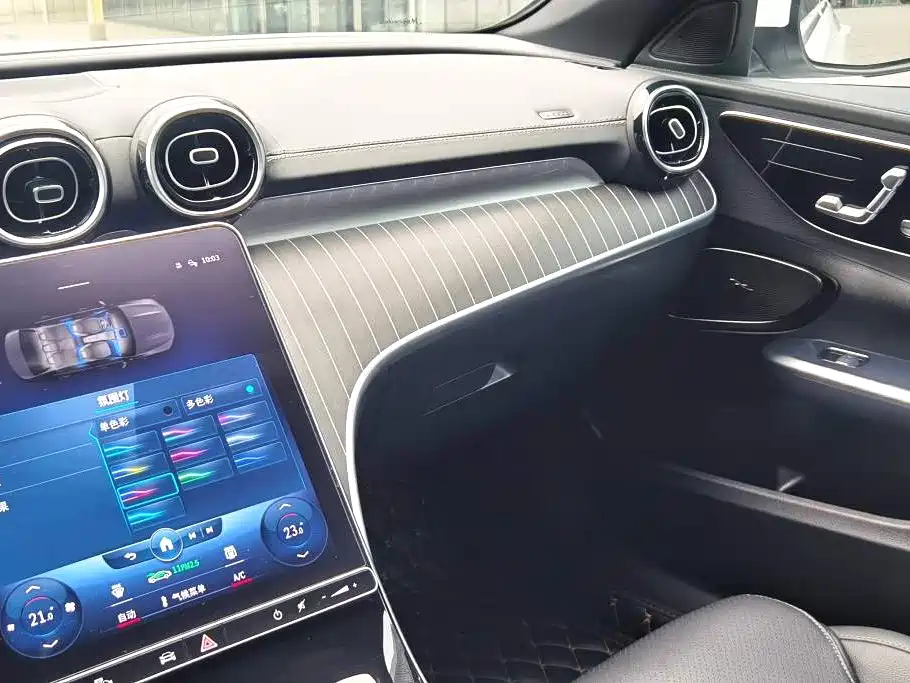 MERCEDES-BENZ C CLASS