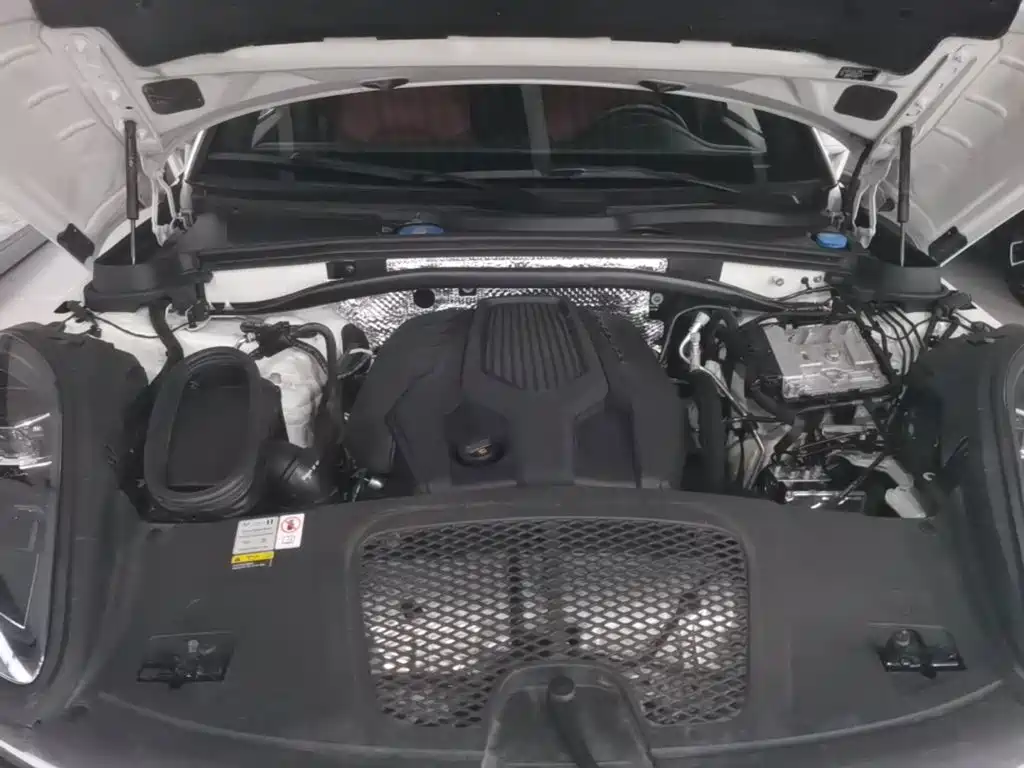 Porsche Macan — миниатюра 20