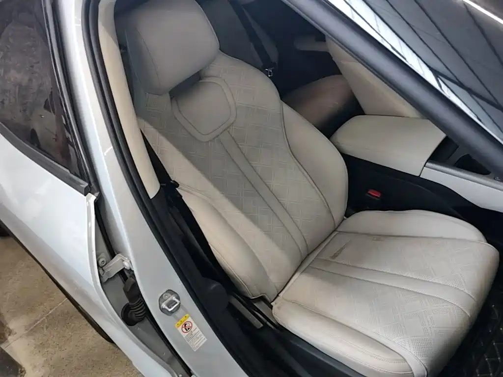 BYD Yuan UP — миниатюра 25
