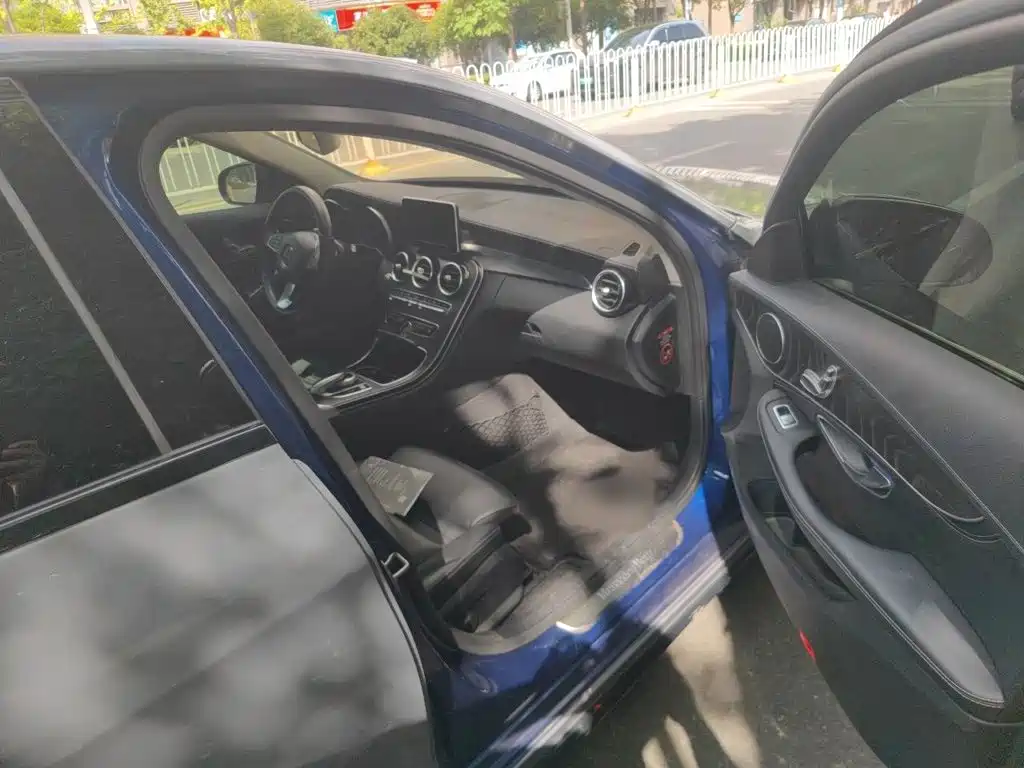 Mercedes-Benz C-Class — миниатюра 18