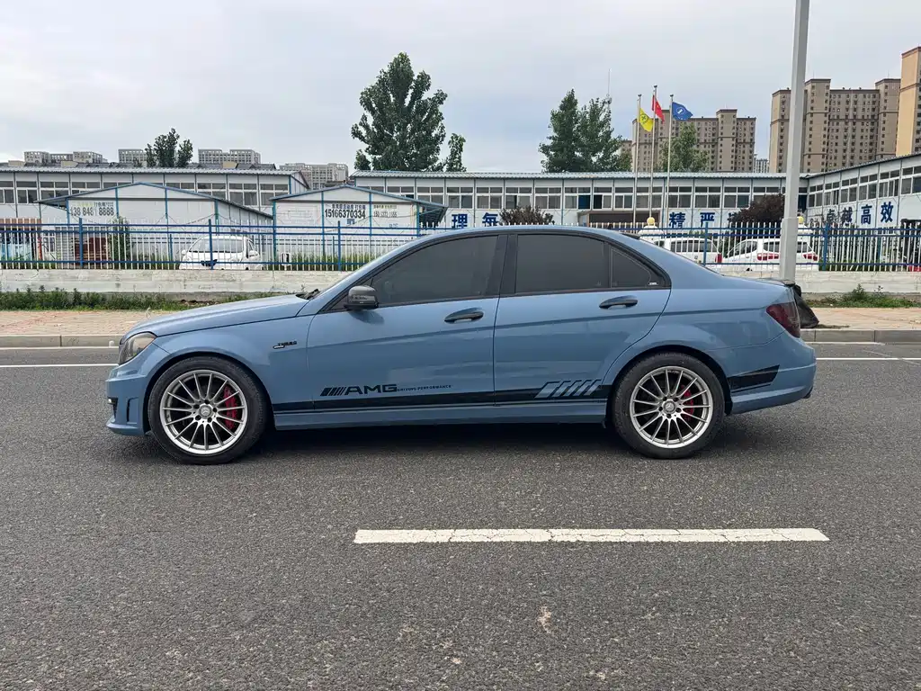 Mercedes-Benz C-Class — миниатюра 4