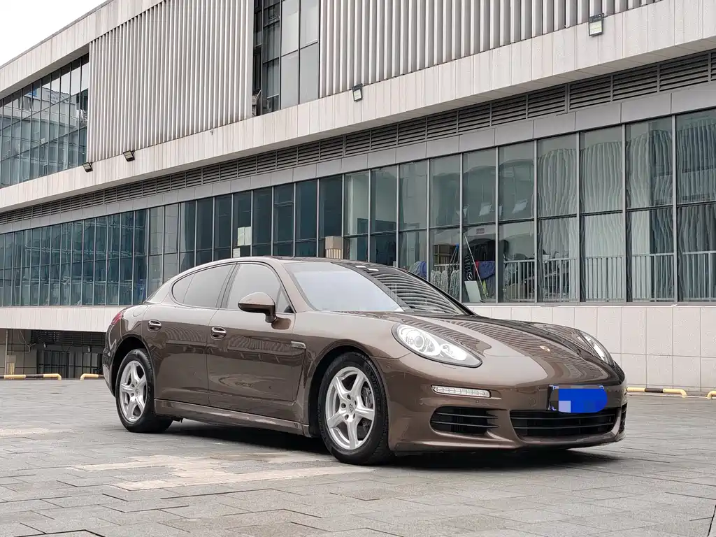 Porsche Panamera — миниатюра 3
