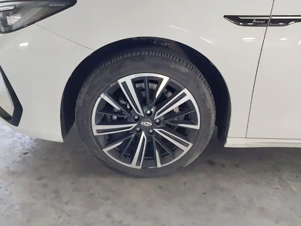 Chery Arrizo 8 — миниатюра 23