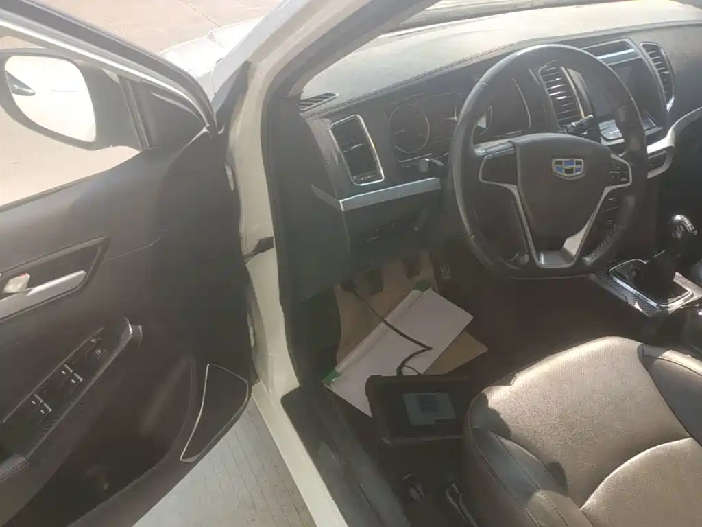 Geely Vision — миниатюра 16