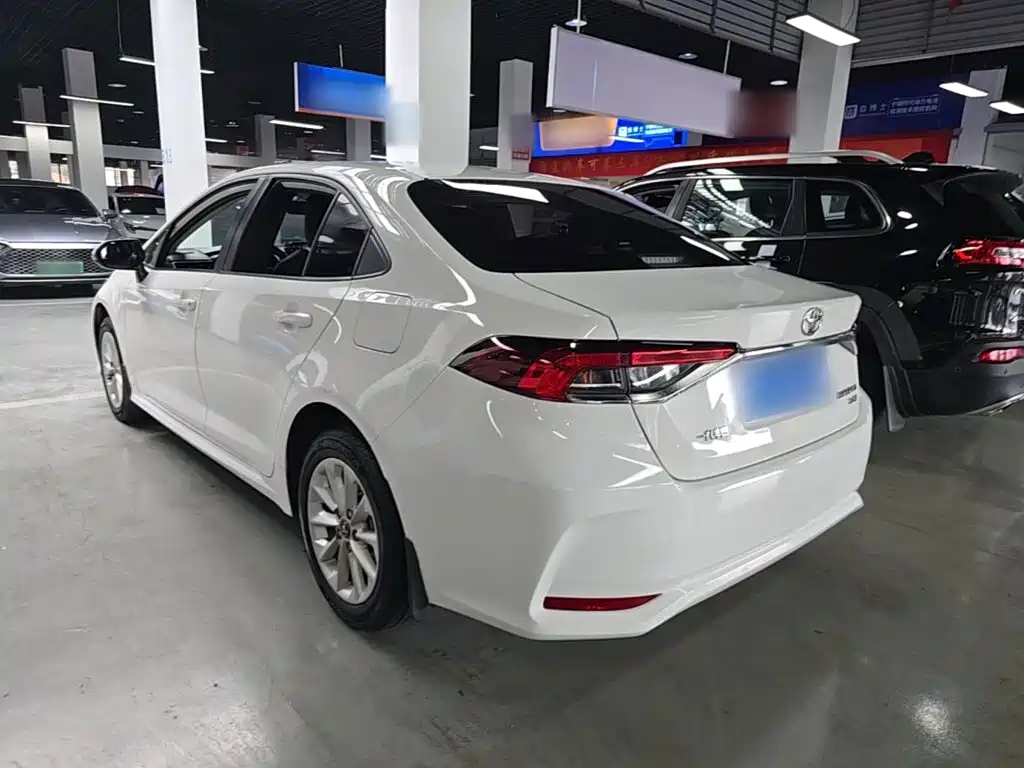 Toyota Corolla — миниатюра 5