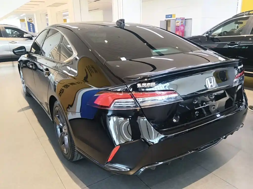 Honda Inspire — миниатюра 5