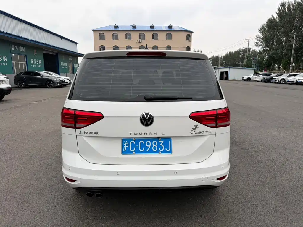 Volkswagen Touran — миниатюра 5