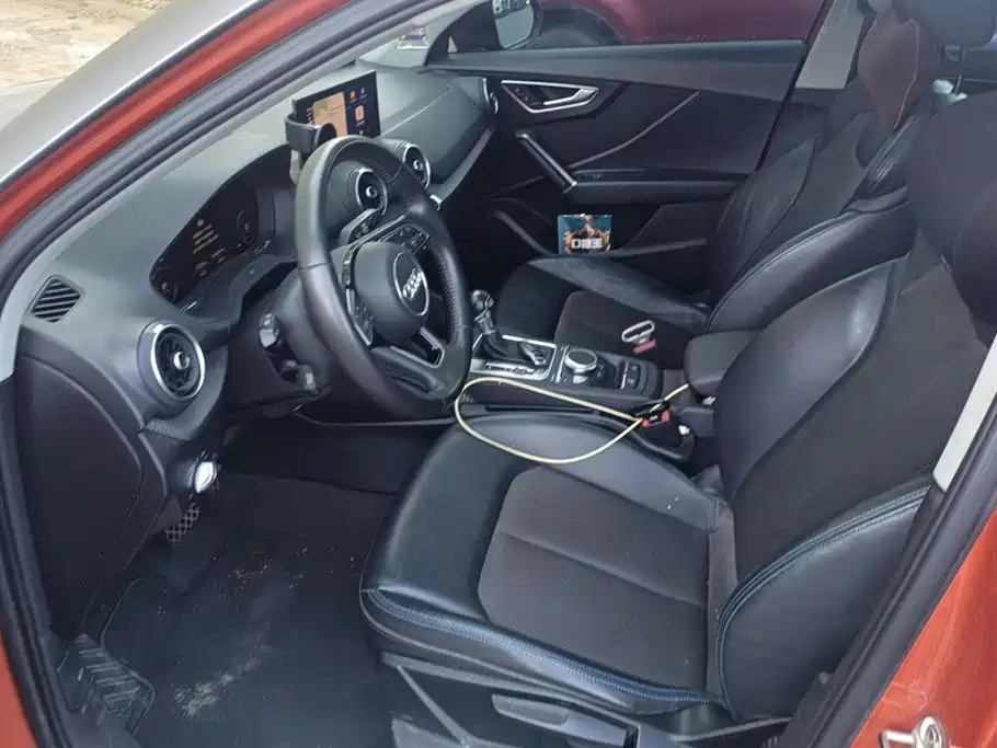 Audi Q2L e-tron — миниатюра 9