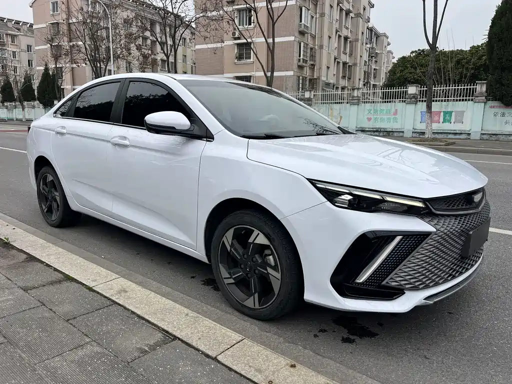 GEELY AUTOMOBILE EMGRAND L HIP