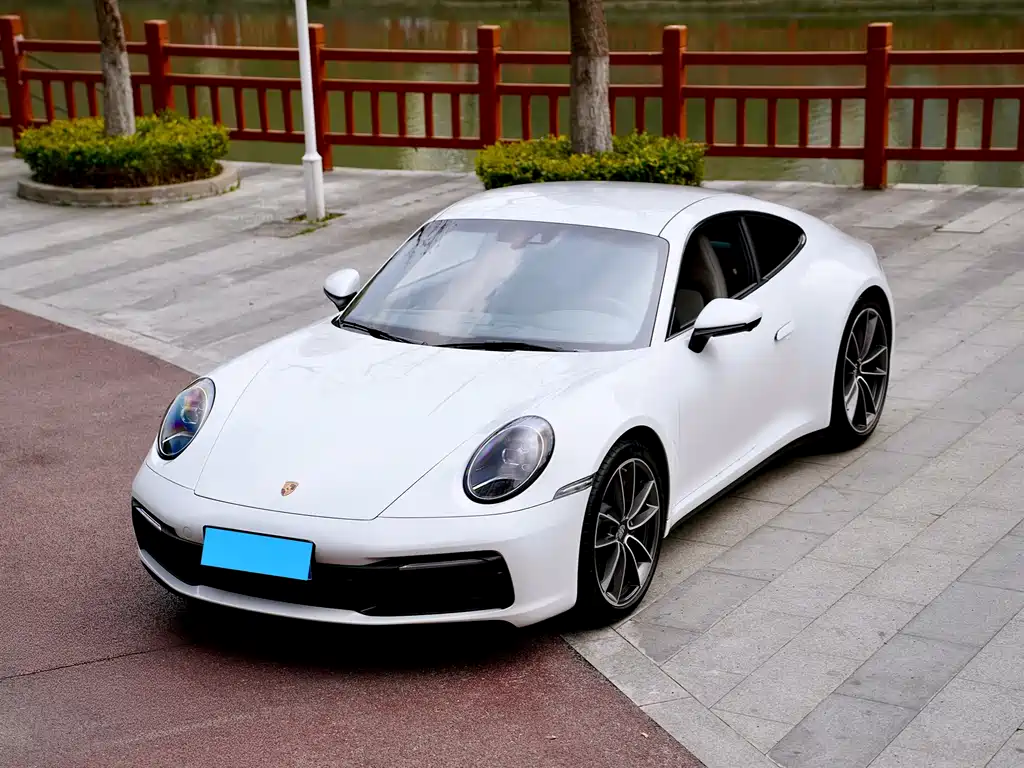 Porsche 911 2023
