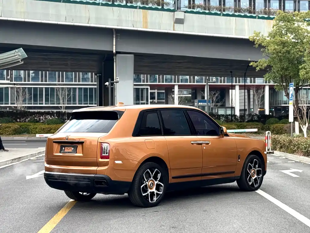 ROLLS-ROYCE CULLINAN