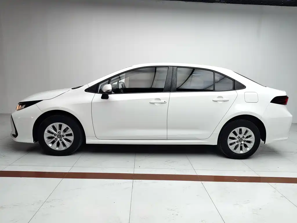 Toyota Corolla — миниатюра 10