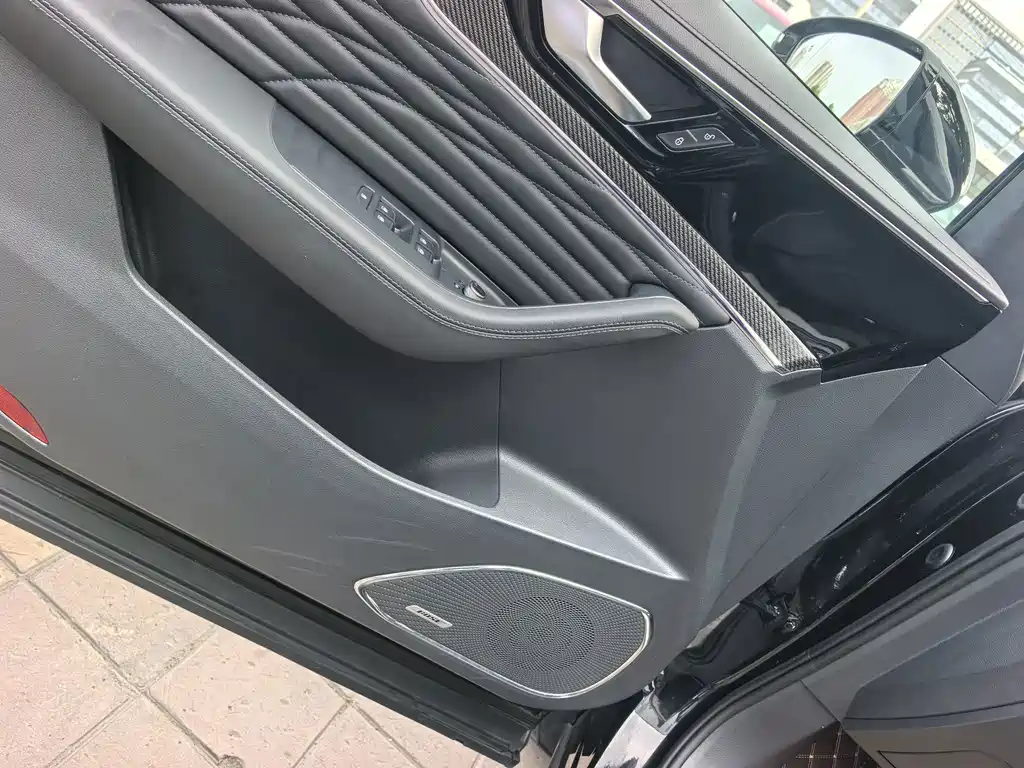 Hongqi Hongqi HS5 — миниатюра 4