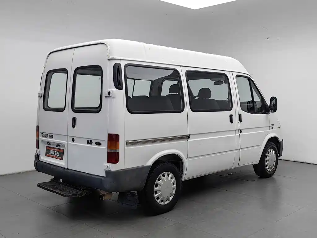 Ford Transit Classic — миниатюра 2