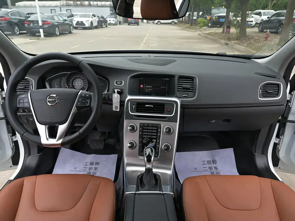 Volvo S60 — миниатюра 5