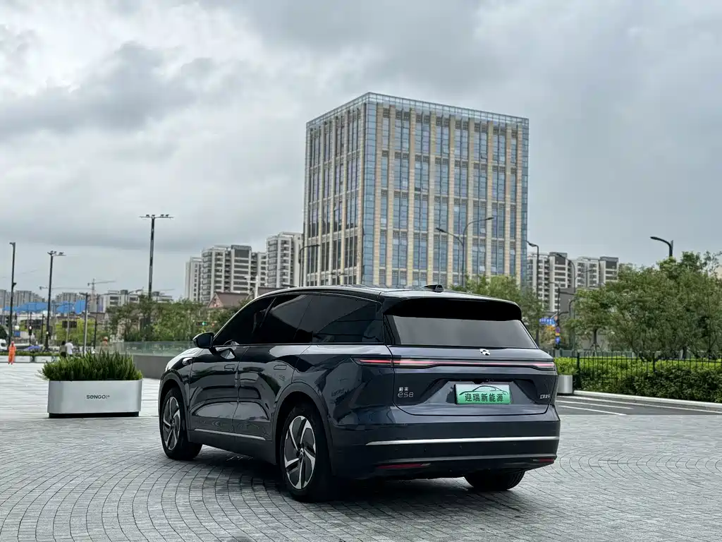 NIO ES8 — миниатюра 6