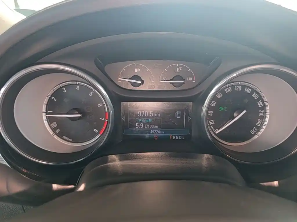 Buick Verano — миниатюра 8