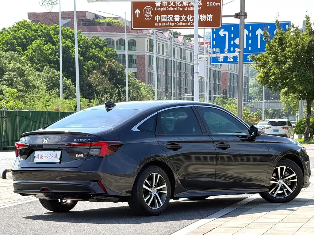Honda Integra — миниатюра 8